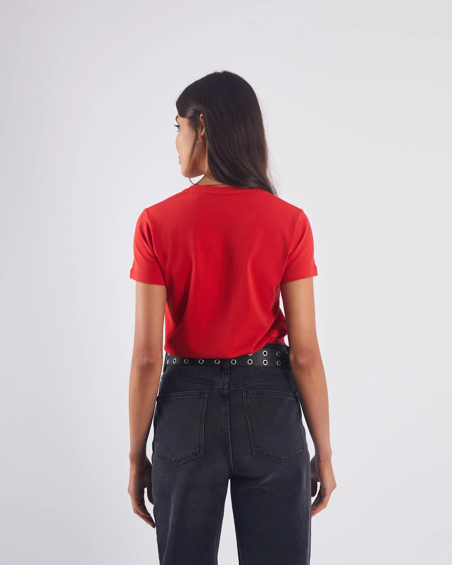 Tamara T-Shirt True Red Stretchable Collar Band