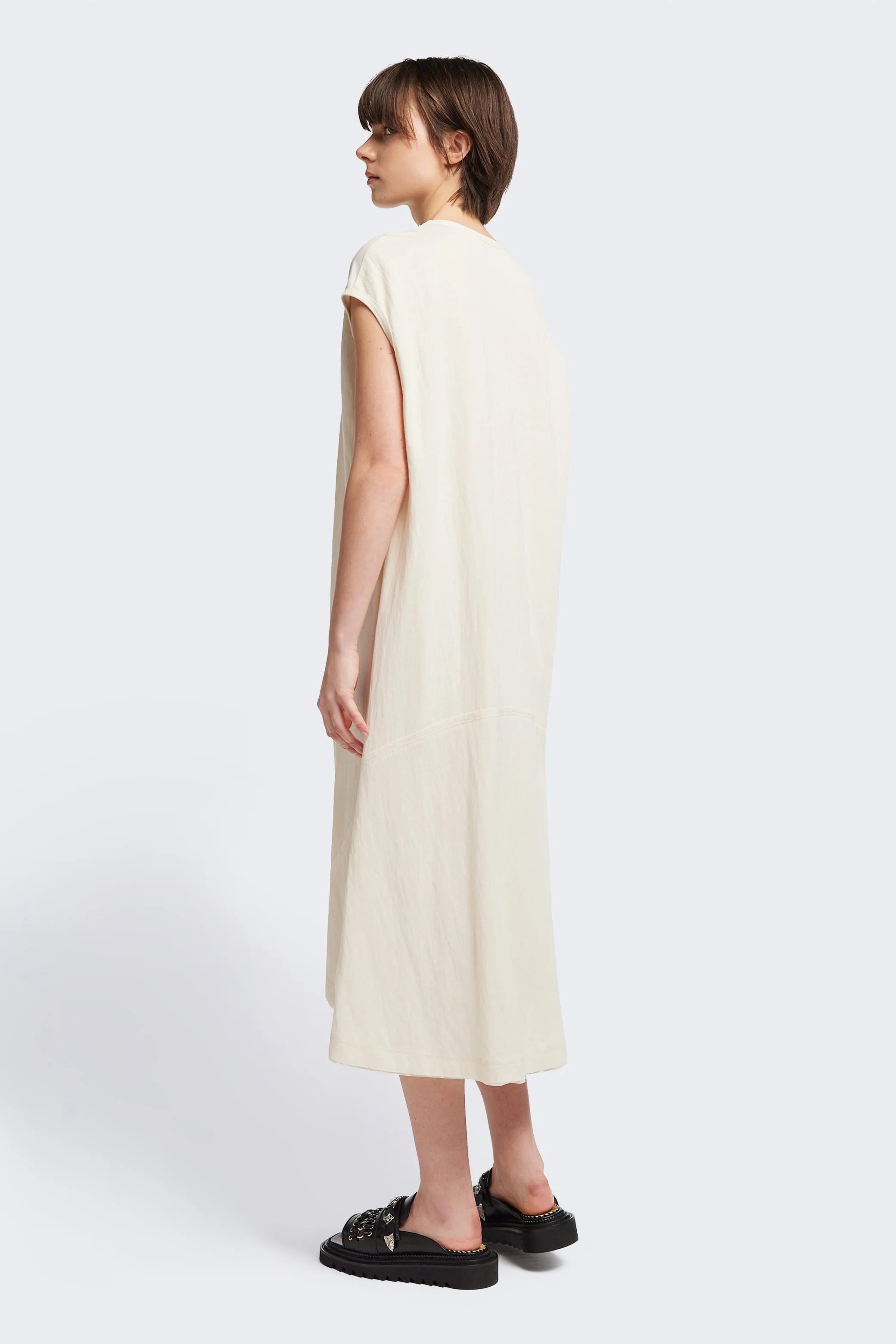 Silky Form Recess Dress Ecru