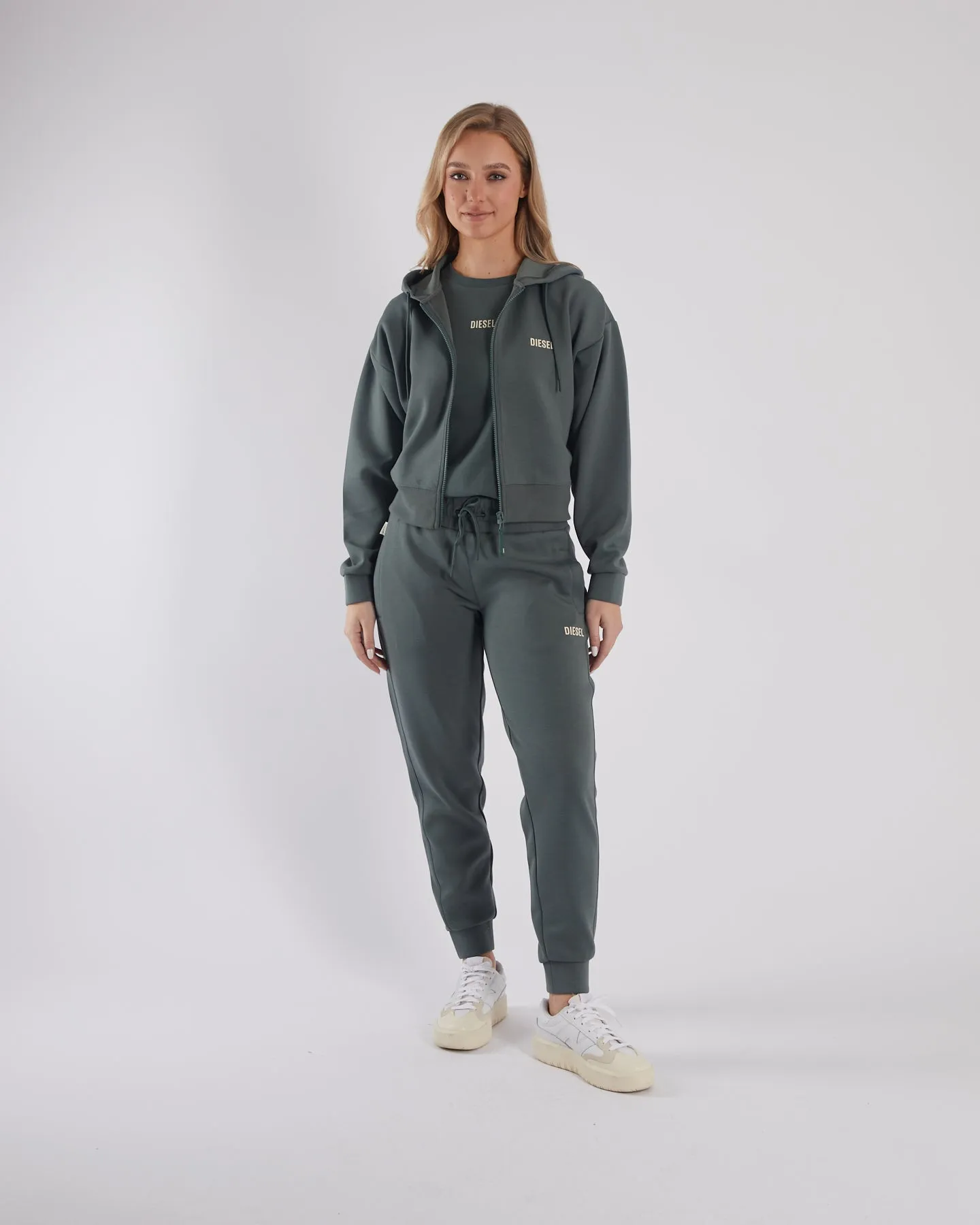 Modern Rosamund Zipper Grassland