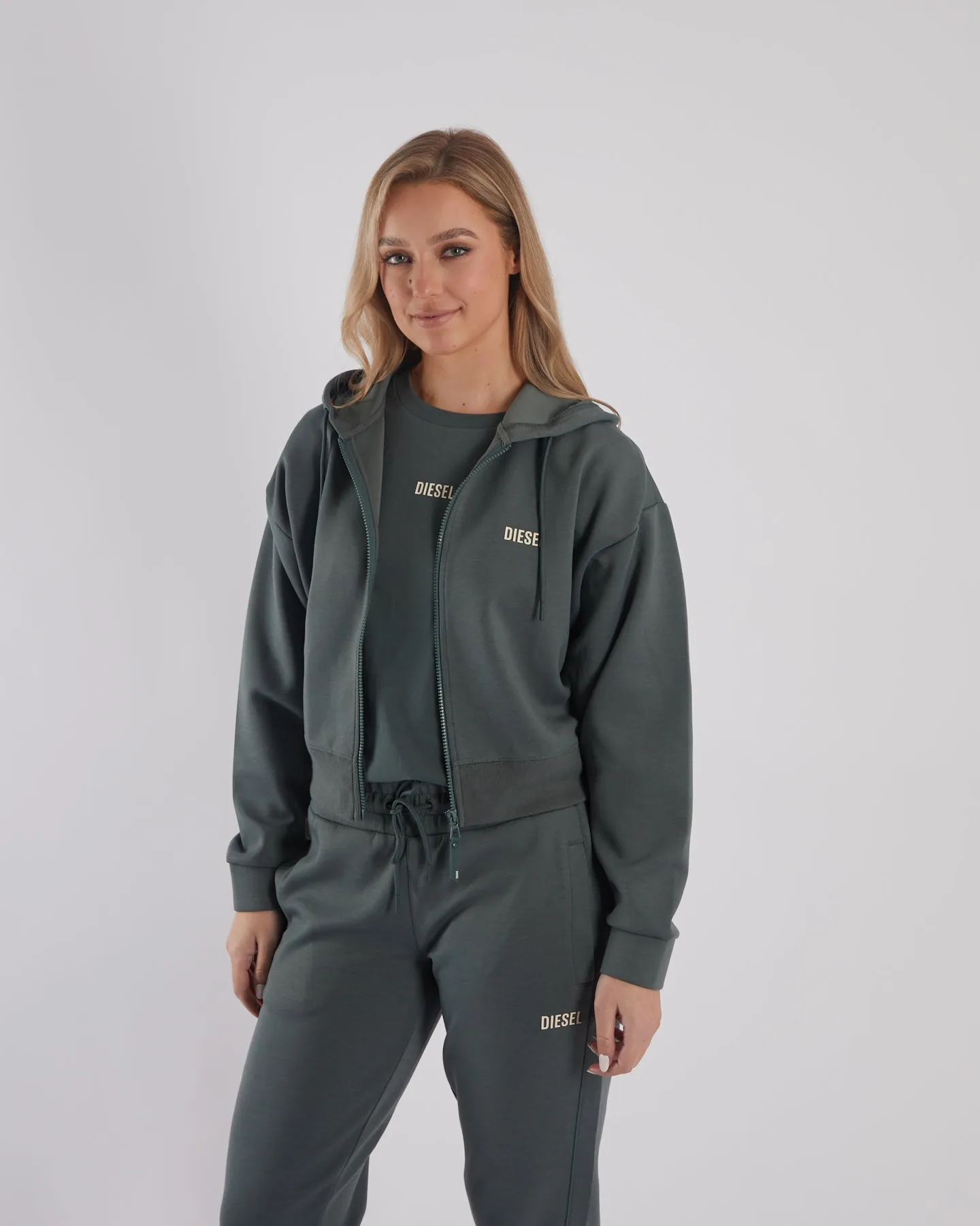 Rosamund Zipper Grassland product herringbone texture foldable