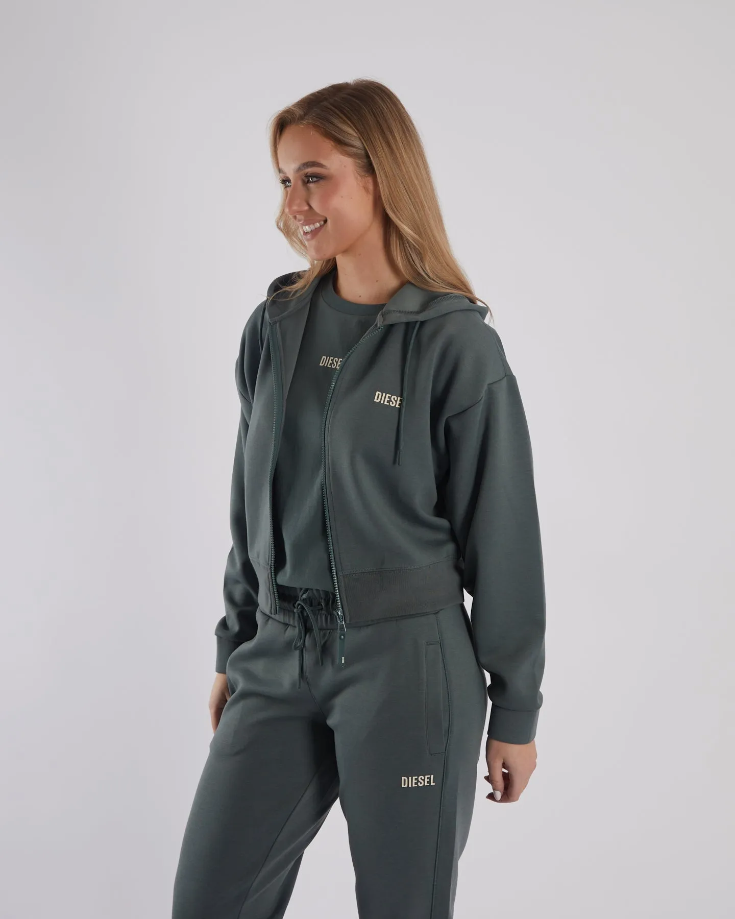 Rosamund Zipper Grassland Trendy Design