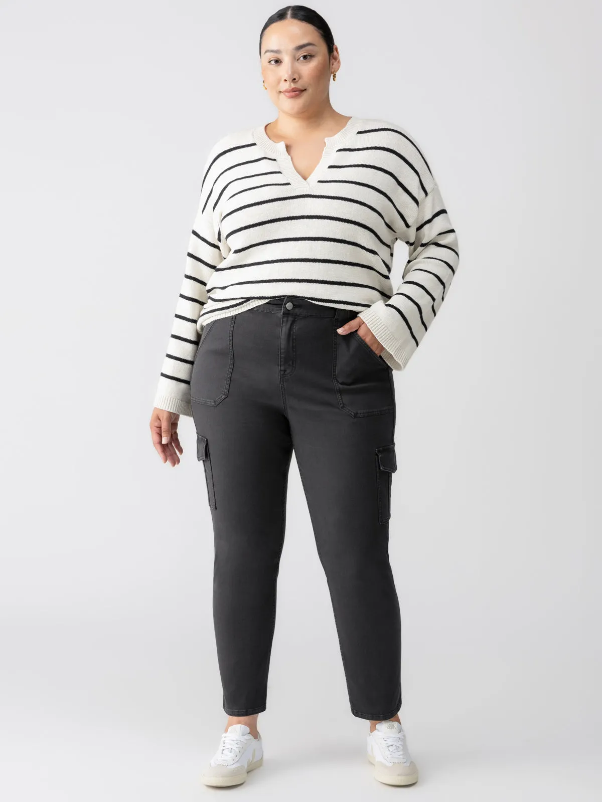 Breath Friendly Sculpted Hayden Cargo Standard Rise Pant Black Extended Sizing