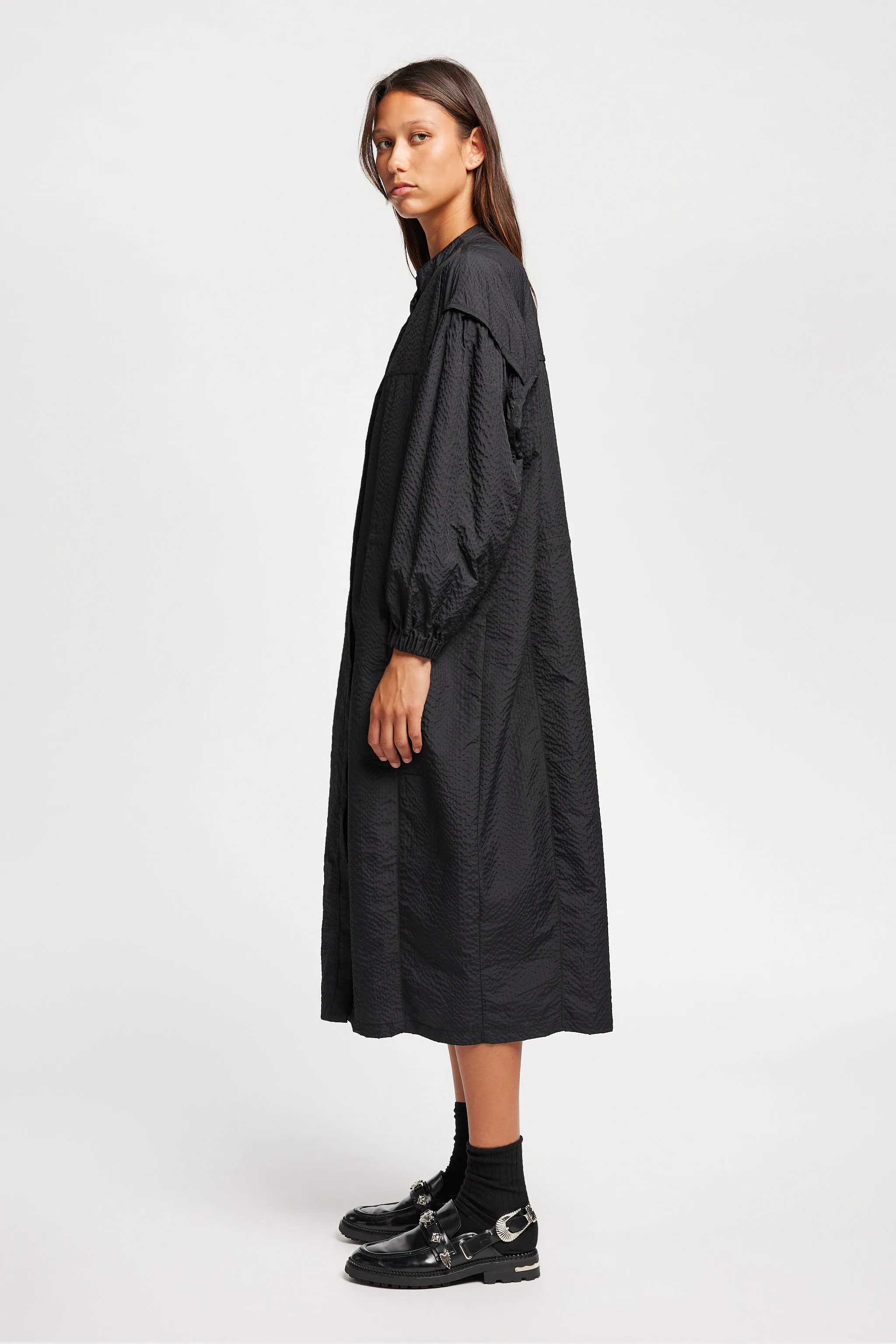 Odor-Control Casual Must-Have Parapet Dress Jet Black
