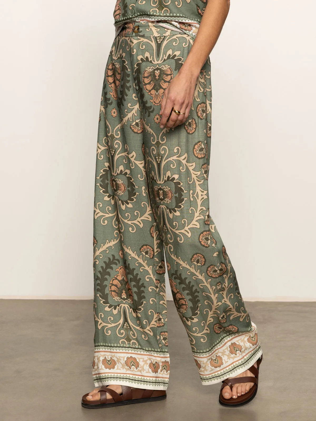 The Soft Semi High Rise Trouser Mezzo Sage Move Friendly