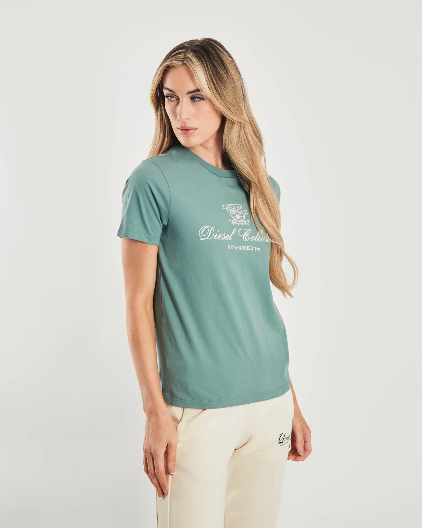 Rene Tee Green Trail Layering Wear