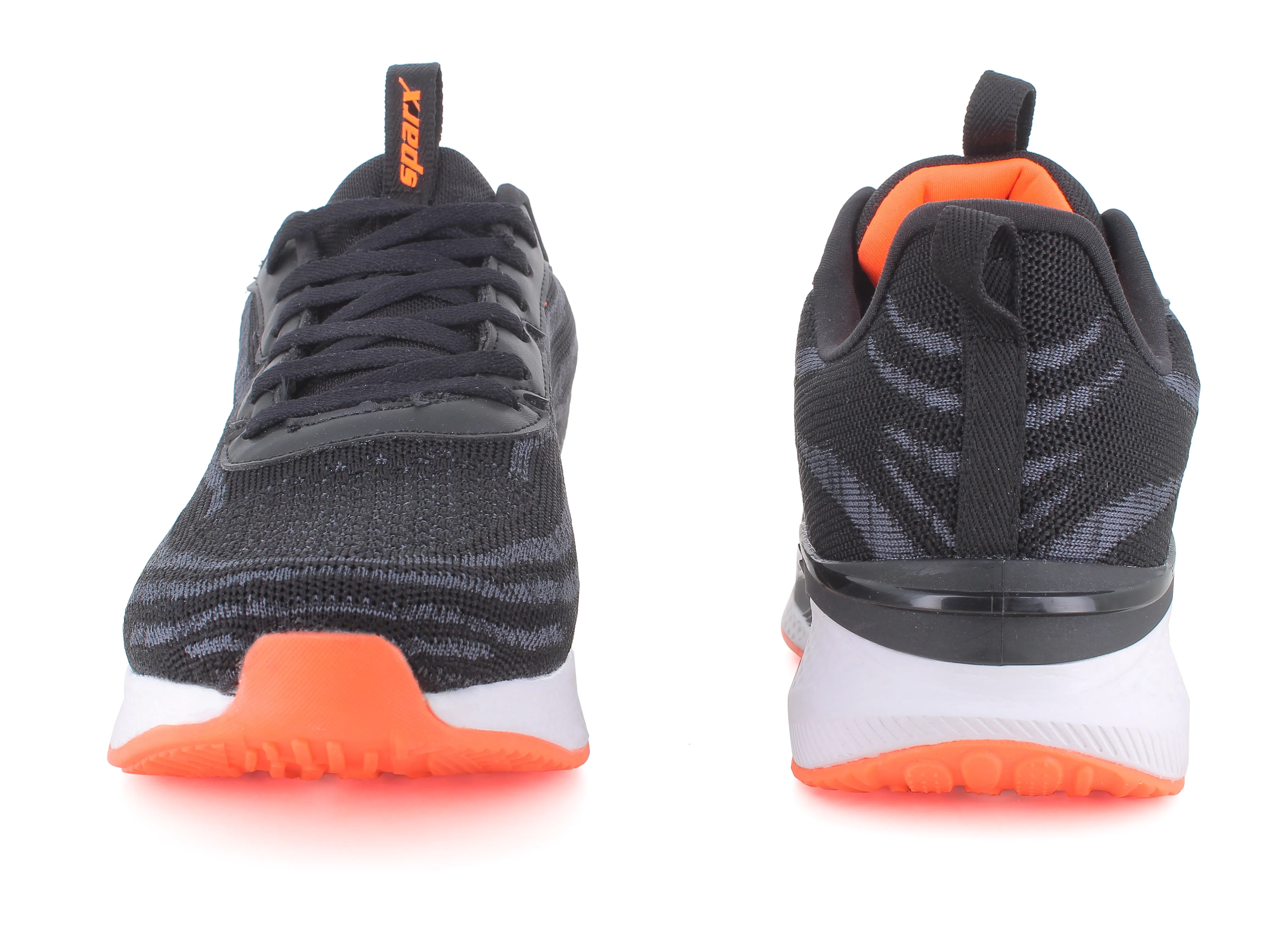 SPARX Running Shoes for Men SM 763 running in a beam bridge area shoes