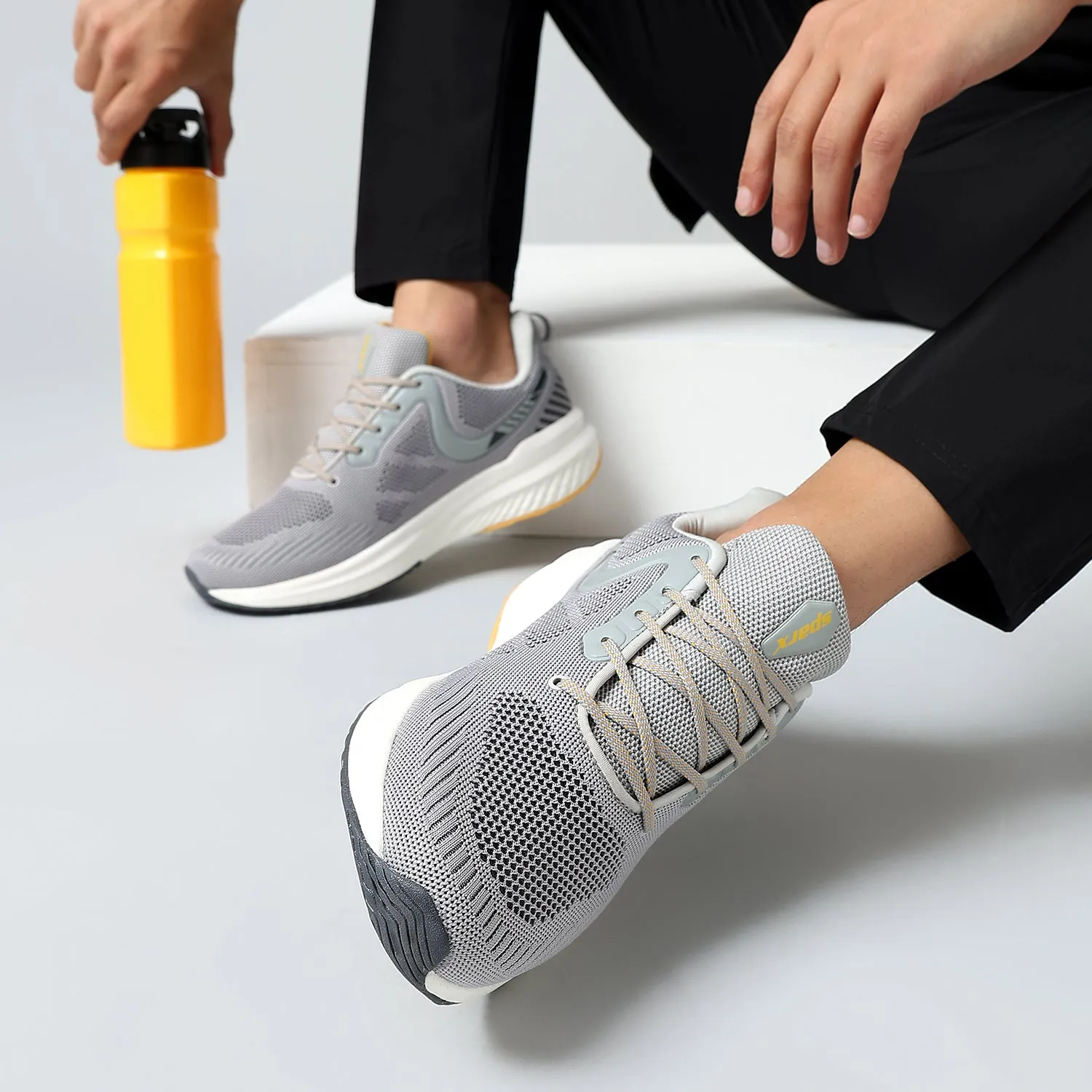 Biomechanical Contouring Responsive Forefoot Plate SPARX Running shoes for men SM 812