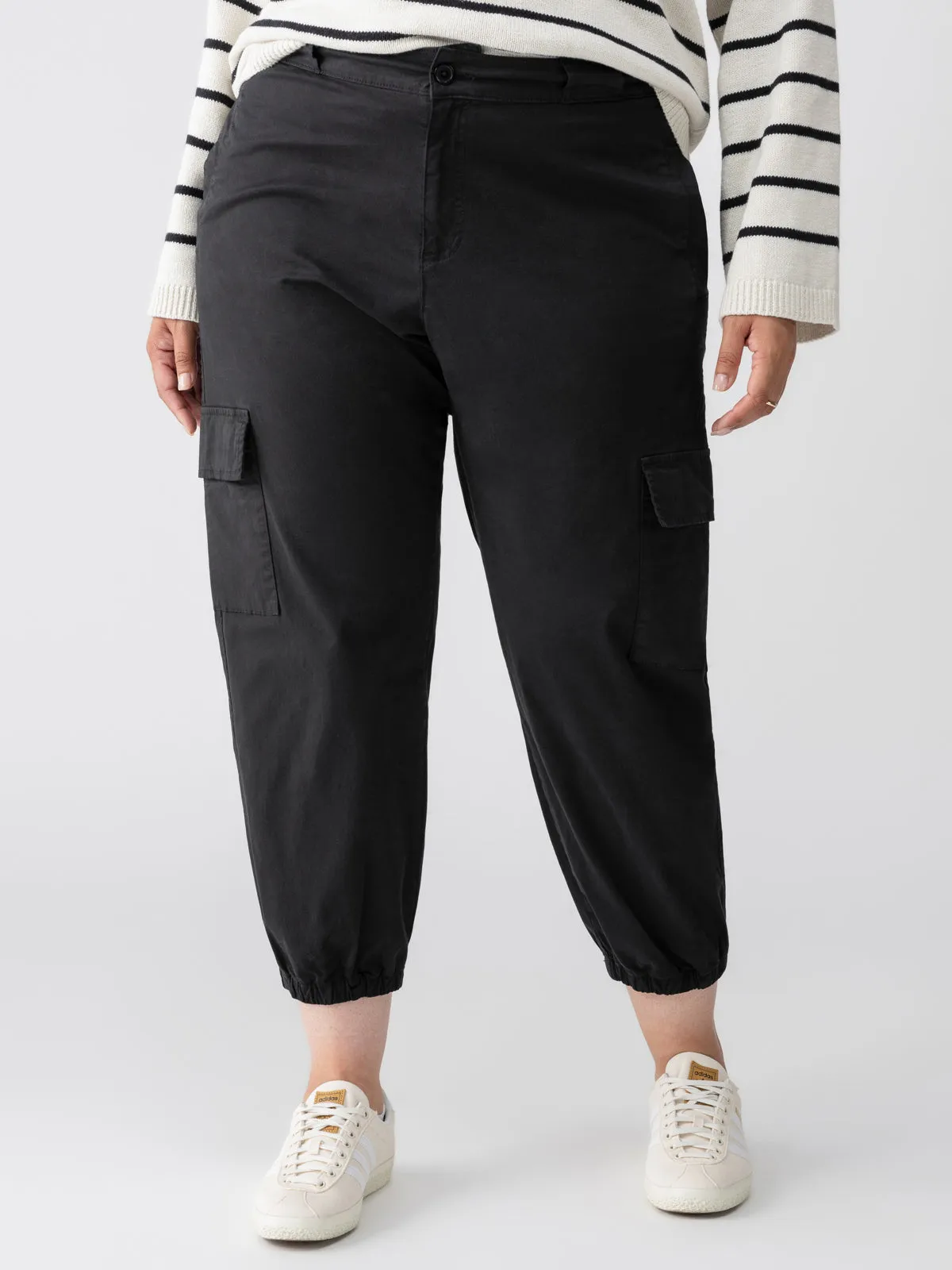 Take Over Jogger Mid-Rise Pant Black Extended Sizing Long Wear Performance Stretch