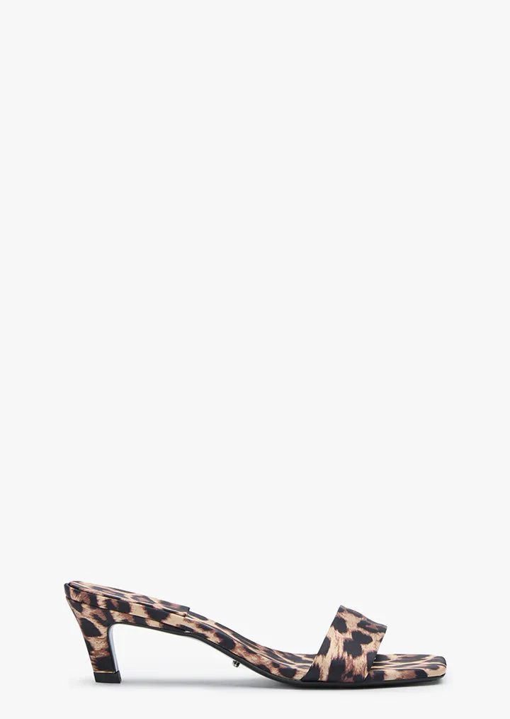Taylor Leopard Satin High Density Evening Mode