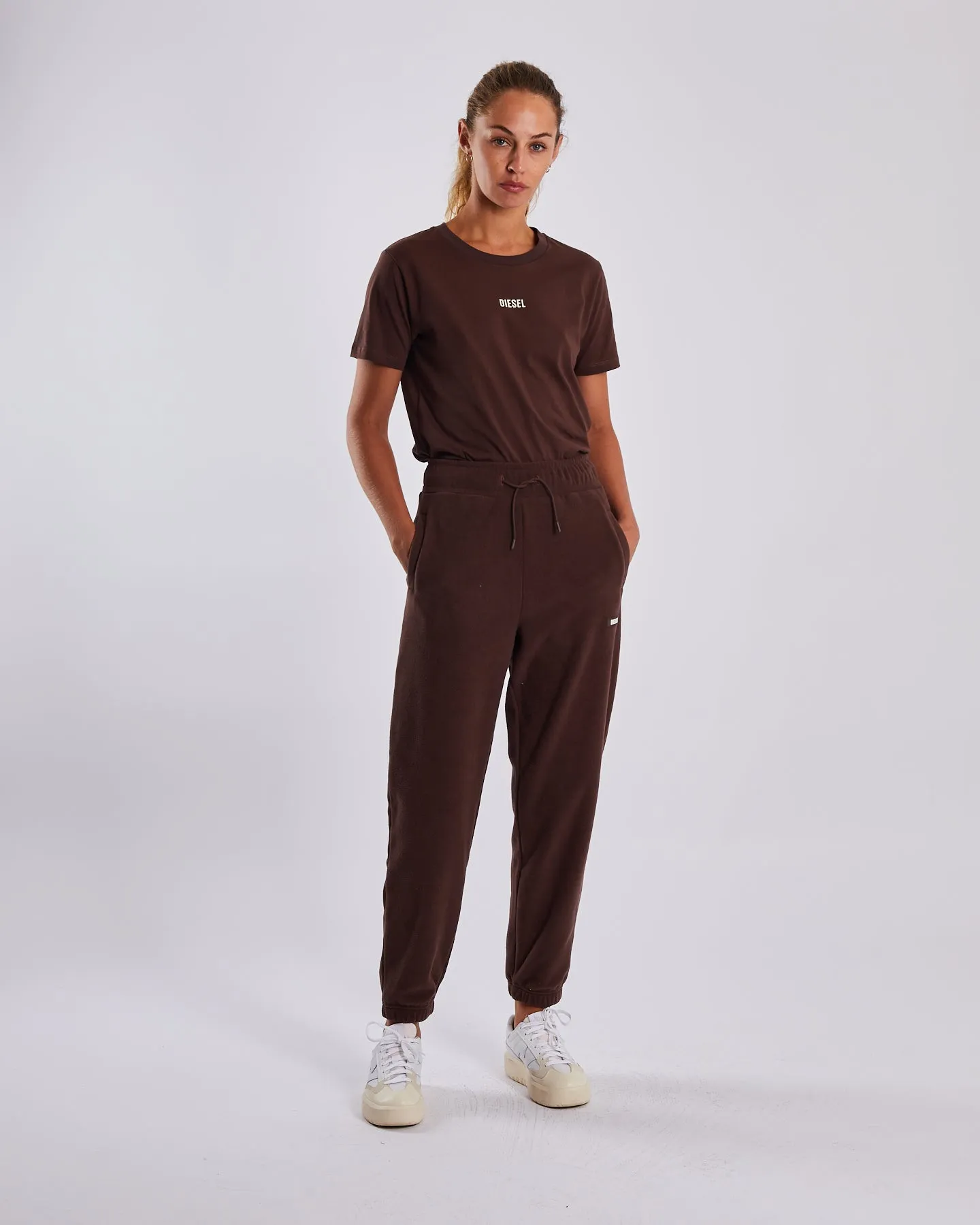 Heather Jersey Material Anti Bacterial Treatment Wilder Tee Deep Coco