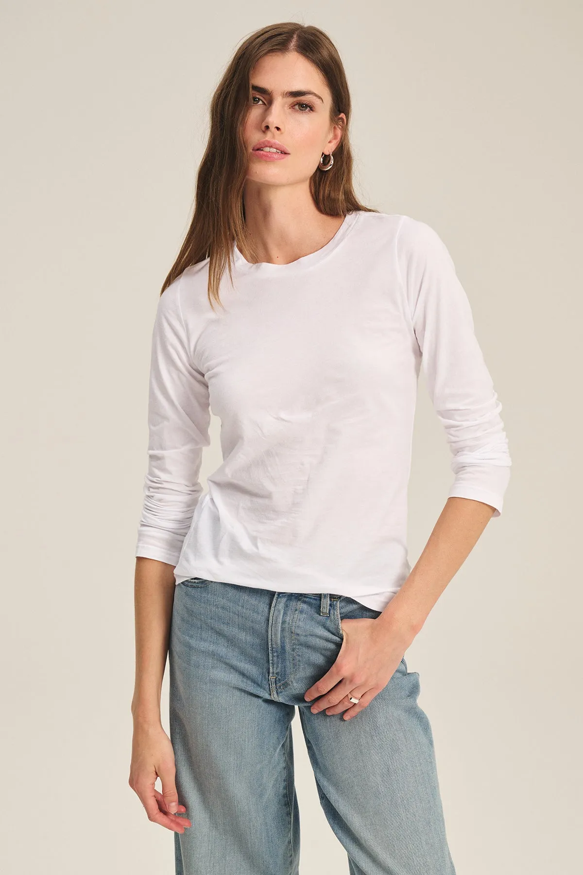 ZOFINA TEE Versatile Top